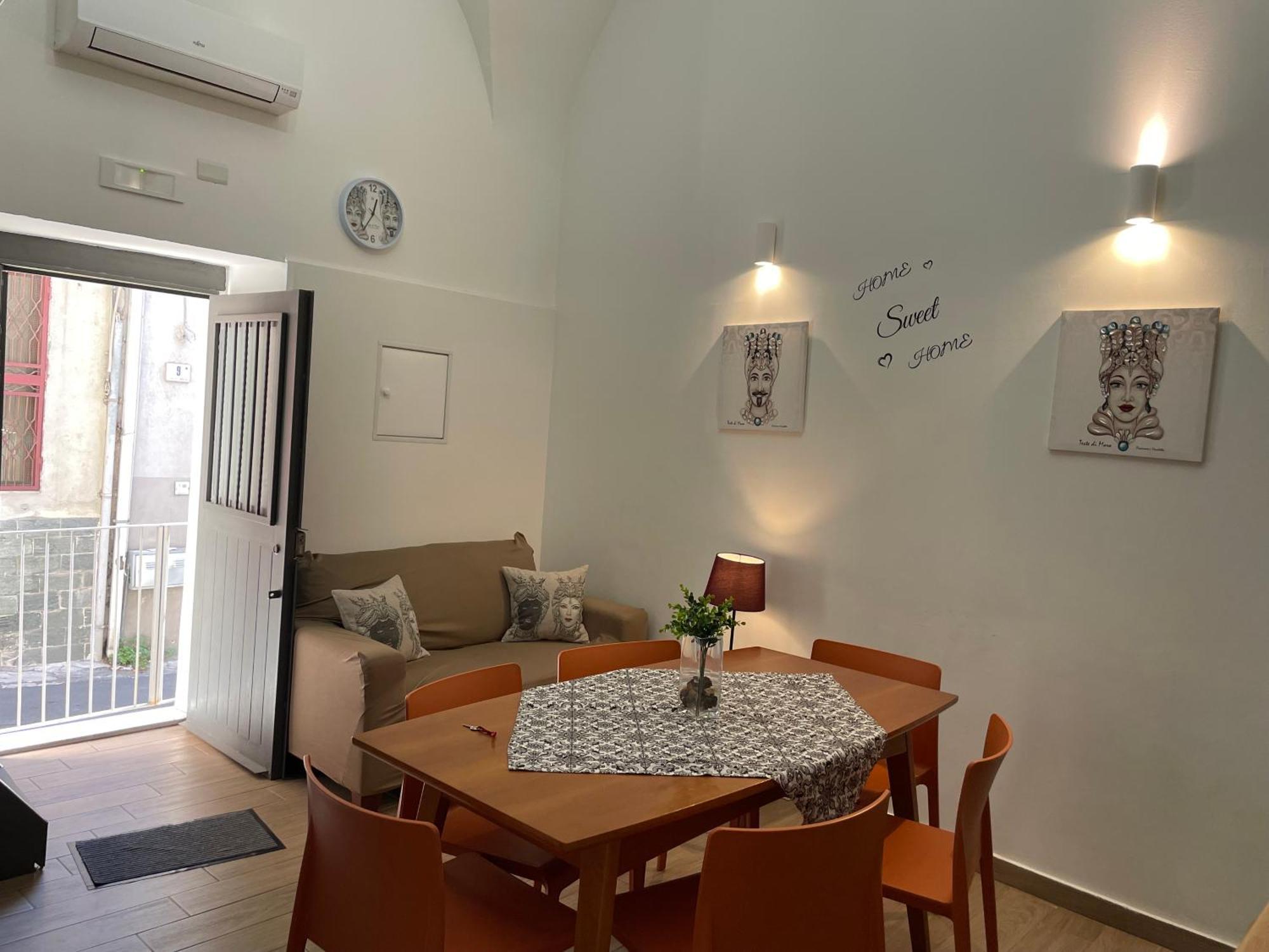 Ferienwohnung Due Passi Dal Centro CTA Exterior foto